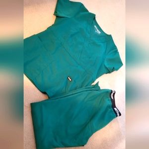 Grey's Anatomy Green Scrubs Set, Medium Womens